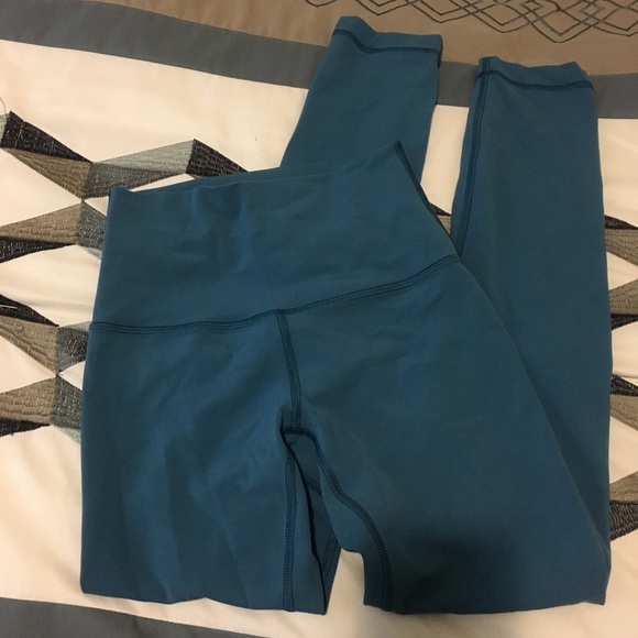 compression leggings under armour